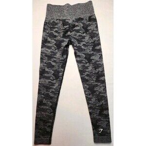 Gymshark Camo Leggings Black Cropped Size XS (Measured)